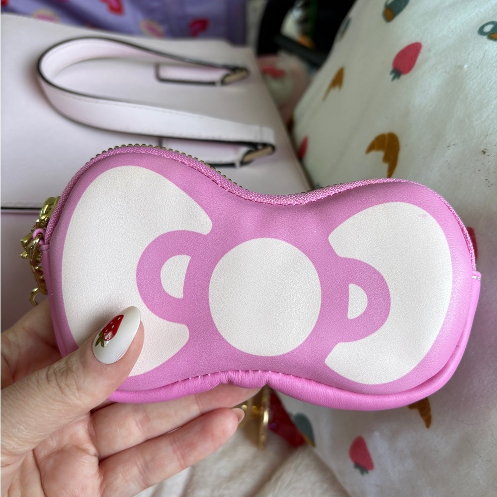 Hello kitty bow Coin Purse